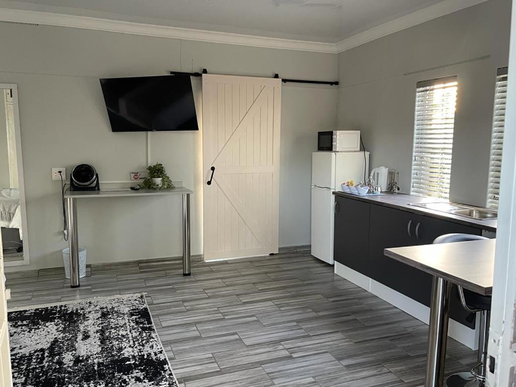 22 On Mirabel Apartment Kempton Park Exterior photo